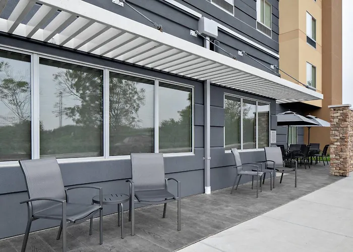 Fairfield Inn & Suites By Marriott Lake Geneva