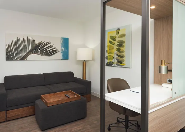 Springhill Suites By Marriott Orlando Lake Nona Buenaventura Lakes
