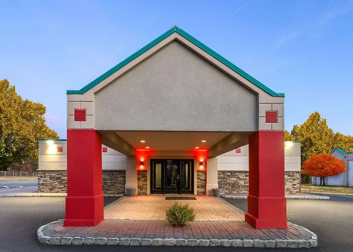 Ramada By Wyndham Parsippany Hotel