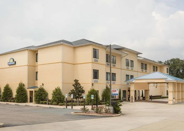 Days Inn By Wyndham Semmes Mobile