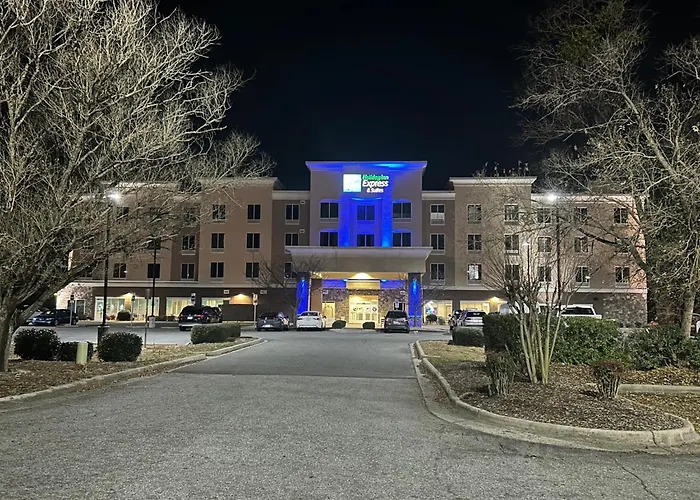 Holiday Inn Express Hotel & Suites Goldsboro - Base Area By Ihg