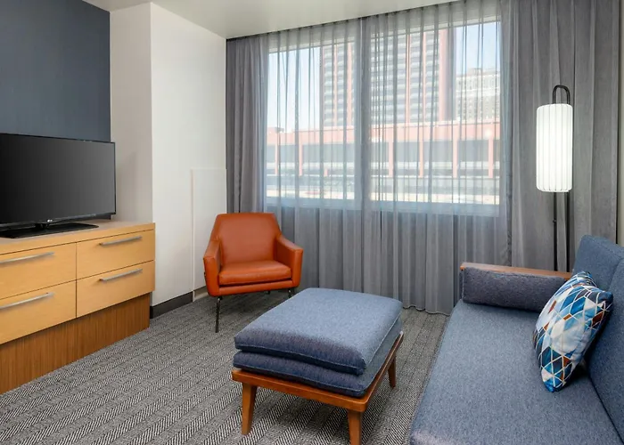 Courtyard By Marriott Buffalo Downtown/Canalside