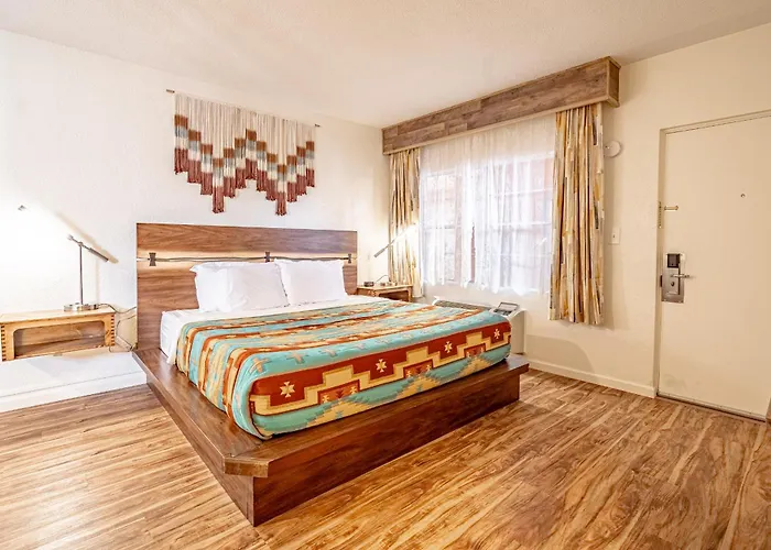 The Classic Desert Aire Hotel Alamogordo