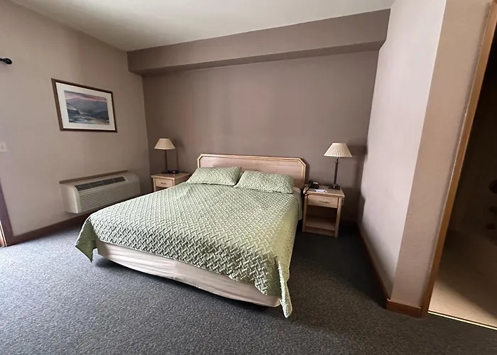 Timber Lodge Inn