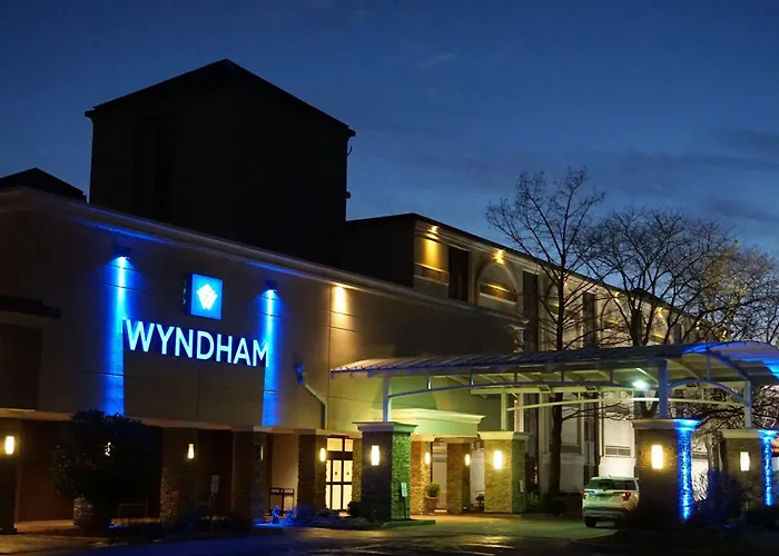 Wyndham Executive Center Columbia Hotel