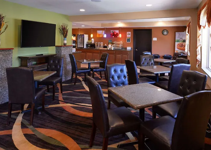 Quality Inn Appleton West