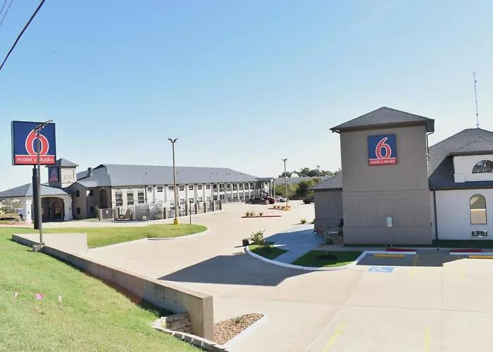 Motel 6-Brenham, Tx