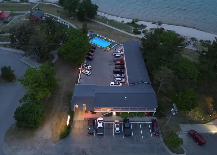 Riviera Motel Mackinaw City