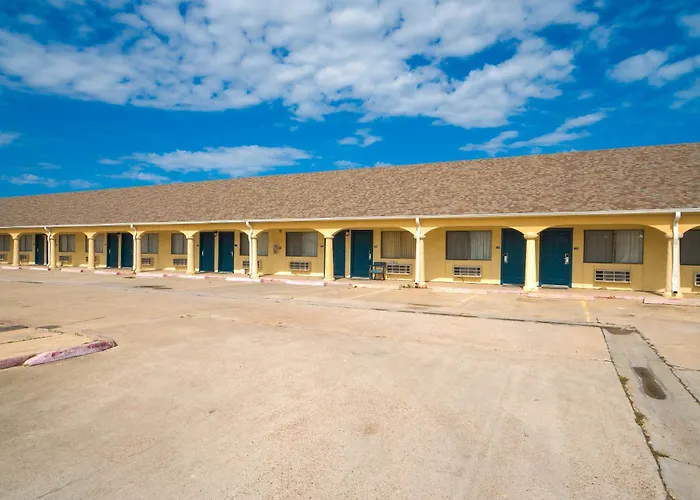 Aransas Bay Inn & Suites Corpus Christi By Oyo Aransas Pass