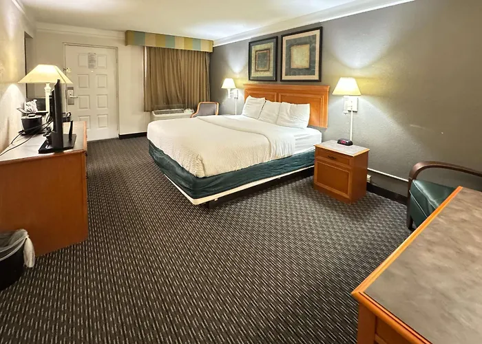 Rodeway Inn College Station
