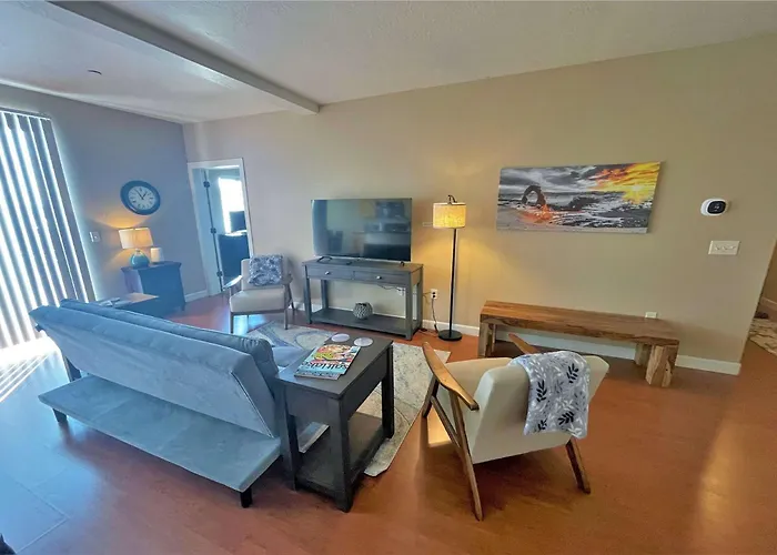 Deluxe Downtown Condo Close To Everything! Salt Lake City