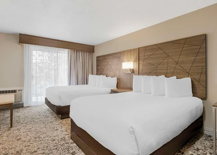 Best Western Plus Grand Manor Inn Springfield