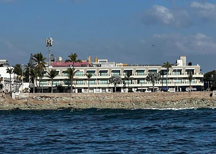Hotel La Siesta Malecon
