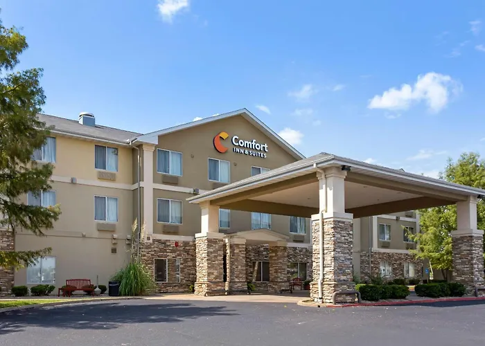 Comfort Inn & Suites Pittsburg Ks