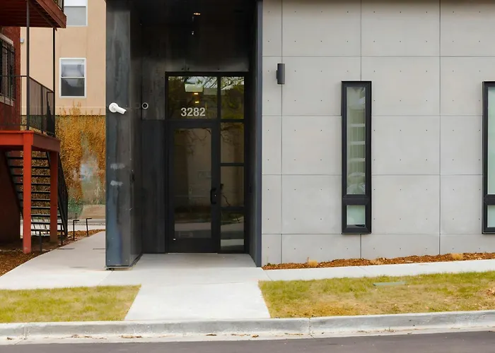 The Artesian Aparthotel Denver
