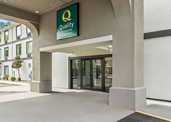 Quality Inn & Suites Biloxi - Ocean Springs