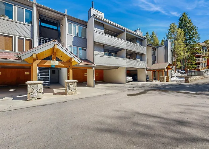 The Lift Condo