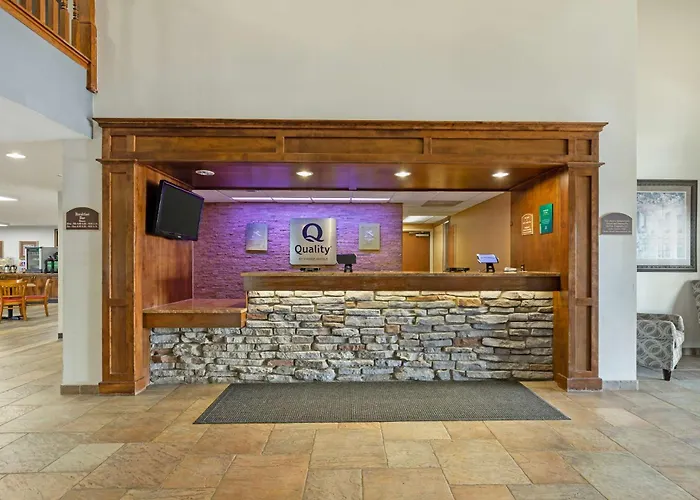 Quality Inn & Suites Fort Madison Near Hwy 61