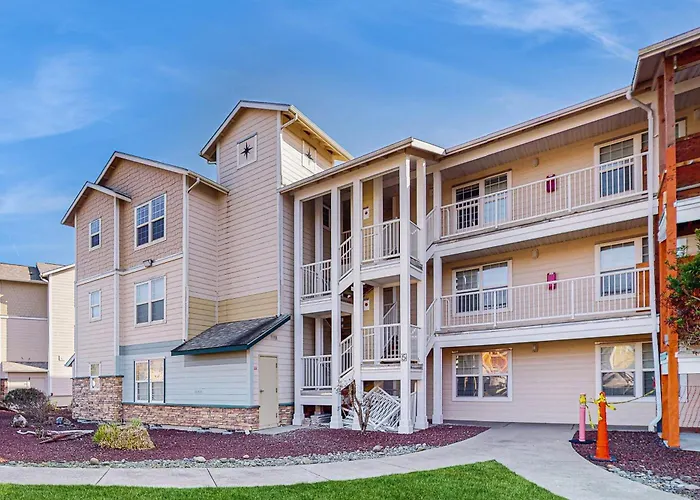 Family Beach Condo Westport