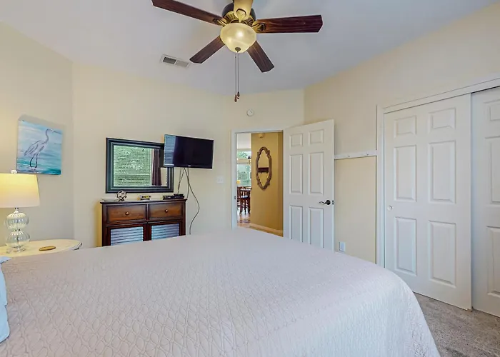 Cypress Point Condominiums At Craft Farms #306B