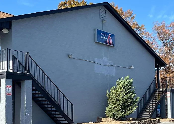 Studio 6 Suites Hurricane, Wv