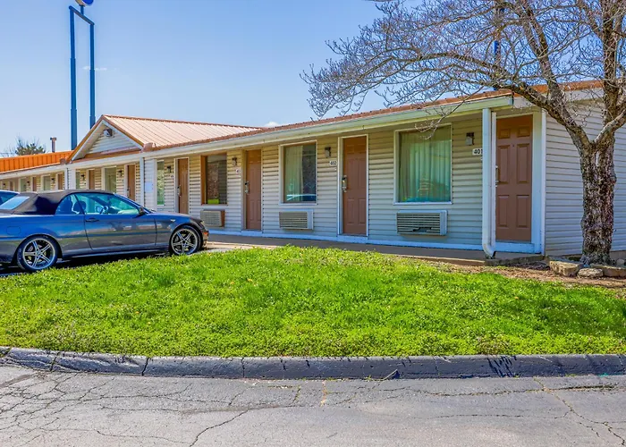 Cozy Garden Inn By Oyo Hwy 40 Richmond