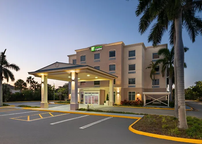 Holiday Inn Express & Suites Boynton Beach By Ihg