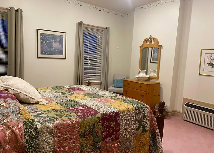 Oak Valley Inn And Suites Geneseo