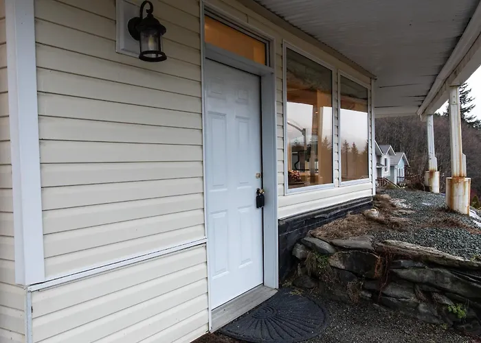 Kelli Creek Cottage - Reduced Price On Tours Juneau