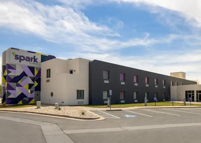 Spark By Hilton Artesia