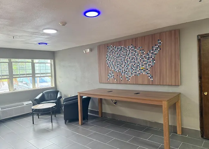 Microtel Inn By Wyndham Atlanta Airport College Park