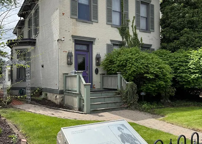 Historic Sion Bass Guest House