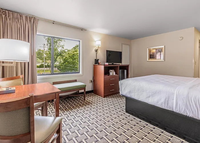 Econo Lodge Cherokee Near Island Park