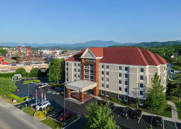 La Quinta By Wyndham Pigeon Forge Hotel
