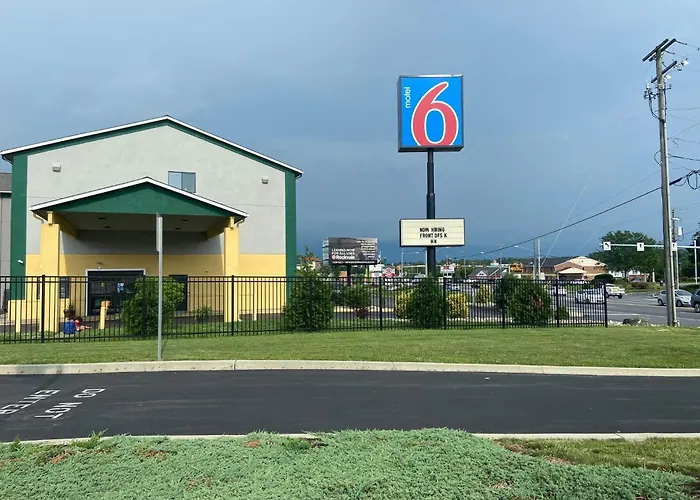 Motel 6 Lancaster Fertility