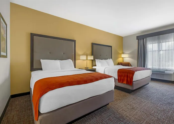 Best Western Plus Elizabethtown Inn & Suites