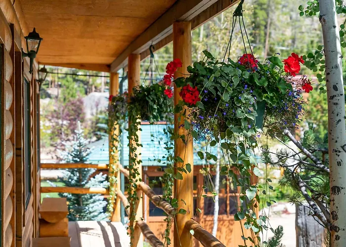 Spirit Lake Lodge