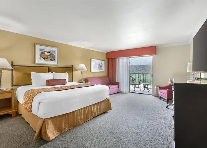 Best Western Plus Arroyo Roble Hotel & Creekside Villas Sedona