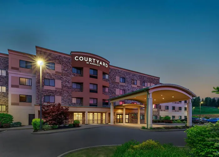Courtyard By Marriott Oneonta Hotel