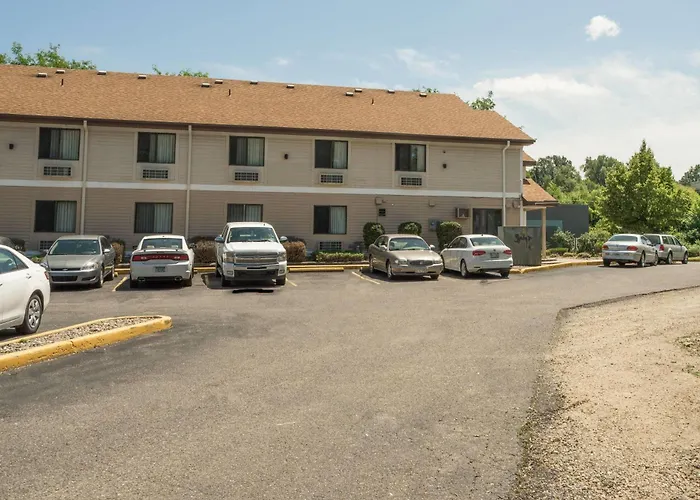 Super 8 By Wyndham Red Wing Hotel
