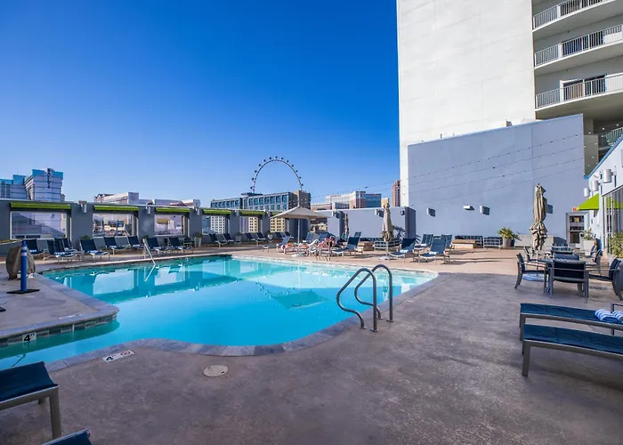 2100 Sqft Penthouse Suite W/ Strip Views! Pool Gym Las Vegas