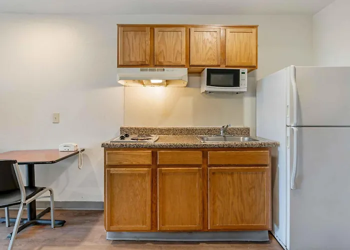 Extended Stay America Select Suites - Indianapolis - Lawrence