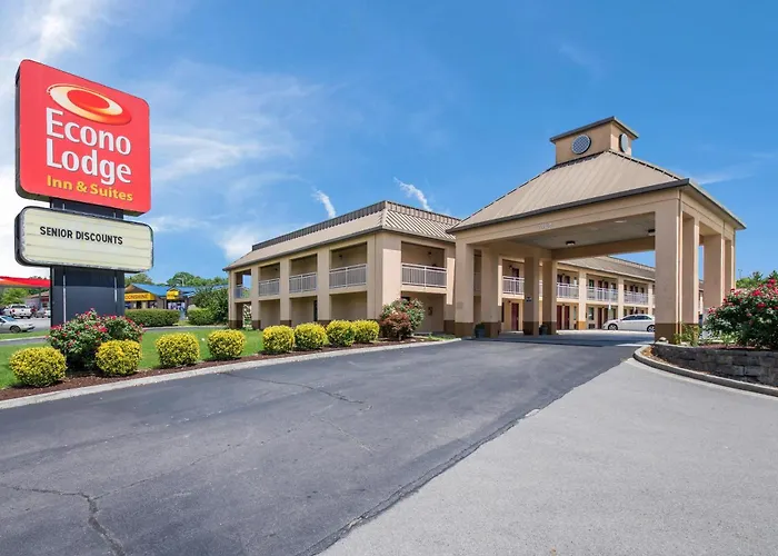 Econo Lodge Inn & Suites Knoxville East