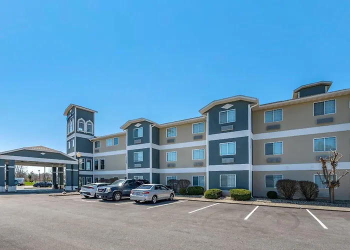 Clarion Pointe Indianapolis Airport Hotel Plainfield