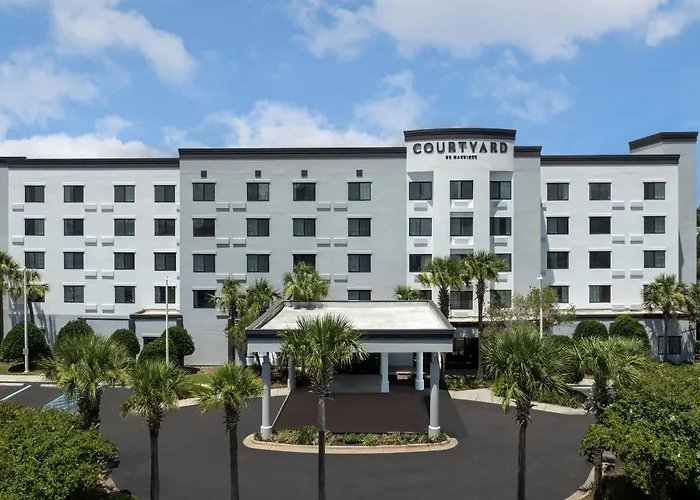 Courtyard By Marriott Pensacola Downtown Hotel