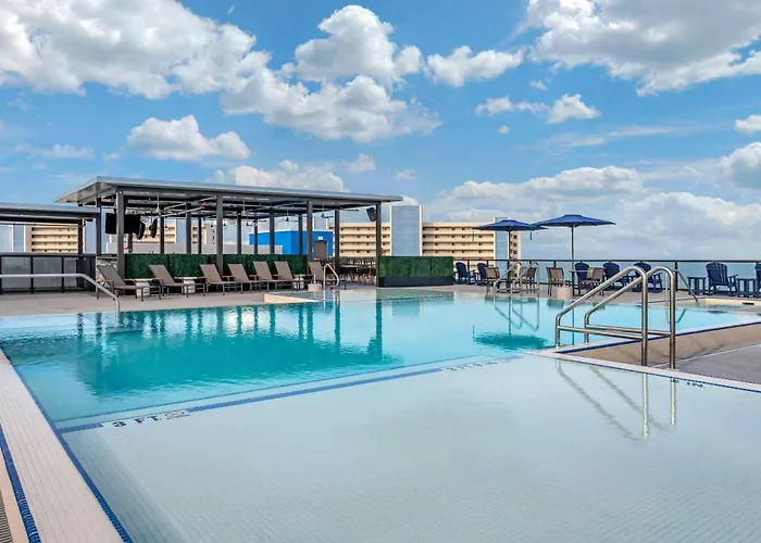 Cambria Hotel St Petersburg-Madeira Beach Marina St. Pete Beach