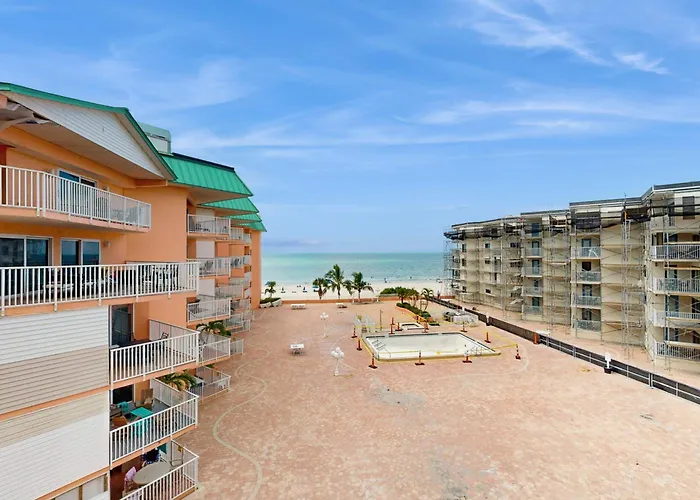 Beach Cottage 2402 Clearwater Beach