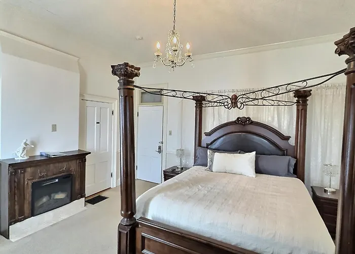 Historic Sion Bass Guest House