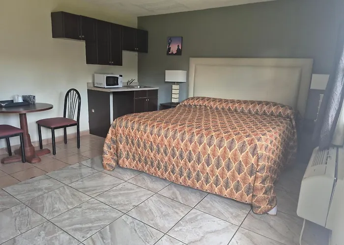 Maple Leaf Motel