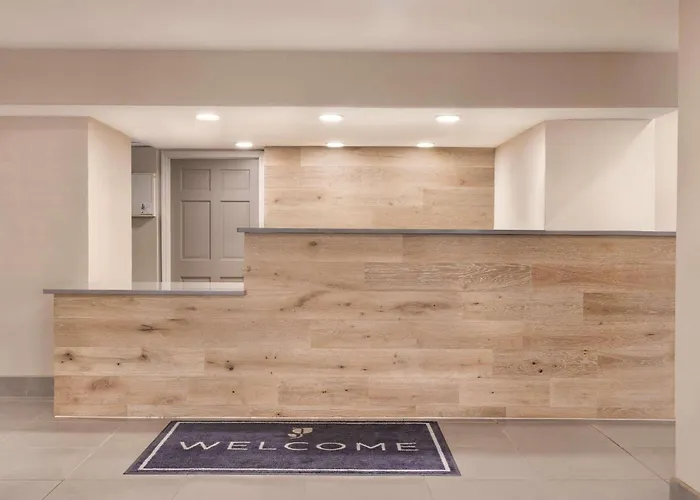 Country Inn & Suites By Radisson, North Little Rock, Ar